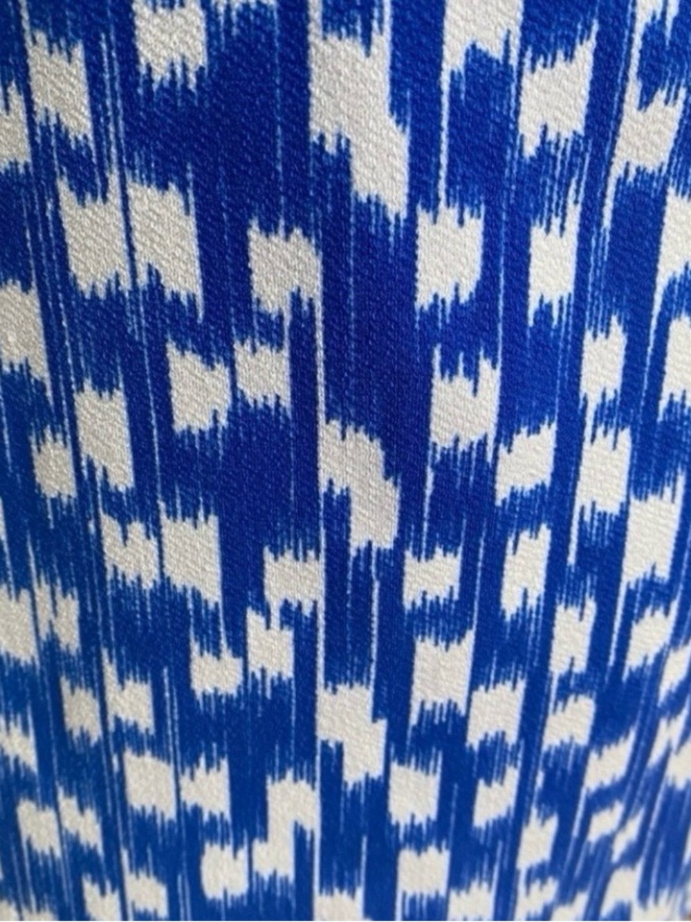 Ann Taylor Women Blue White Abstract V Neck Sleeveless Stretch Wrap Dress Size S - Picture 10 of 16